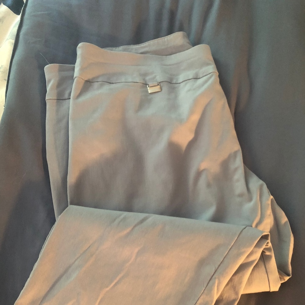 Alfani Tan Pull On Capris